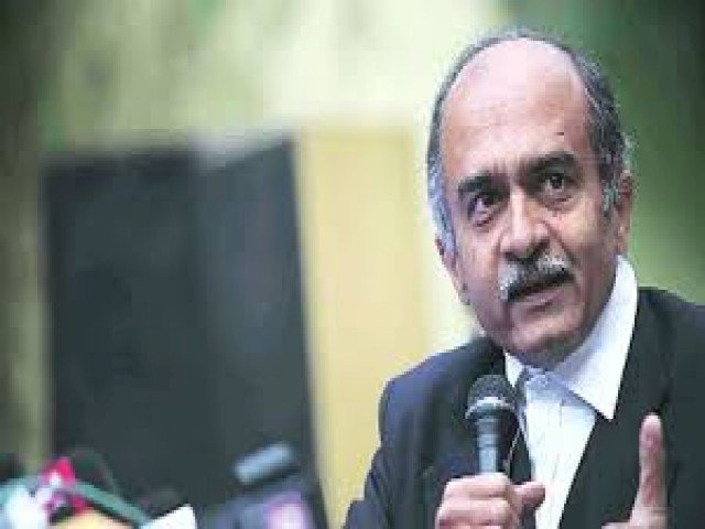 सुप्रीम कोर्ट की अवमानना मामले में Prashant Bhushan की सजा पर आज होगी सुनवाई, जानिए इनके बारे में