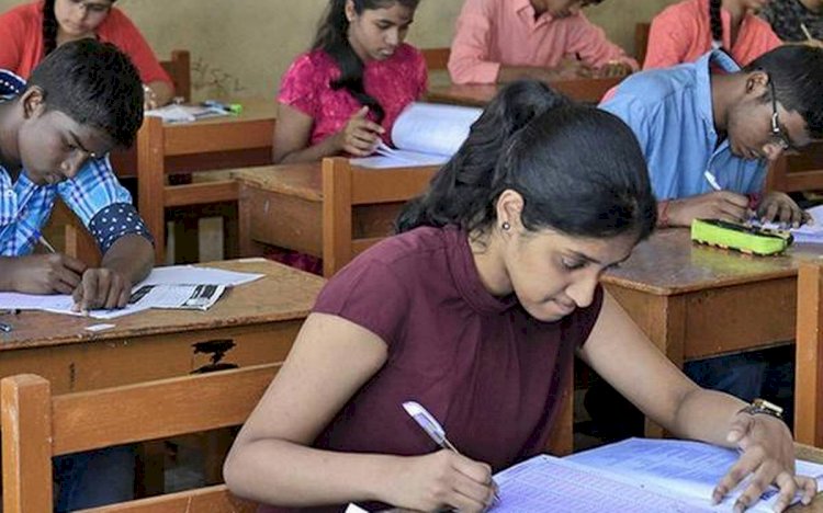 NEET-JEE&GST  के मुद्दे पर सोनिया गांधी ने बुलाई कांग्रेस के मुख्यमंत्रियों की बैठक