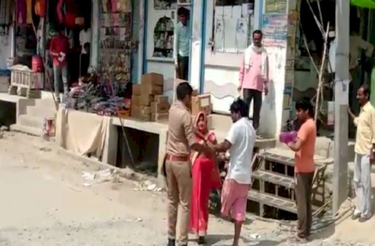 Video Viral : यूपी पुलिस की दबंगई आई सामने, दिव्यांग की लात घुसा से की पिटाई