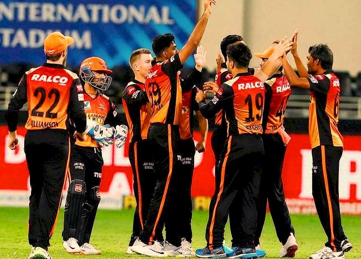 SRH vs DC: Hyderabad ने Delhi को 88 रनों से रोंदा, राशिद की की फिरकी में फंसी Delhi