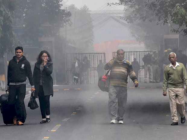 IMD दिल्ली में ठंड ने तोड़ा कई सालों का रिकॉर्ड, IMD ने बताया एक सप्ताह के अंदर 9 डिग्री तक जा सकता है तापमान