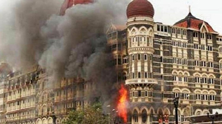 #MumbaiTerrorAttack : 26/11 न भूल पाने वाला हादसा, पाकिस्‍तान के इशारे से दहल उठी थी मायानगरी