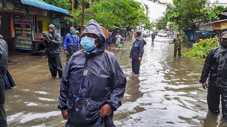 Cyclone Nivar: निवार तूफान से तमिलनाडु में भारी तबाही, 3 लोगों की मौत, सौ से ज्यादा घर क्षतिग्रस्त      