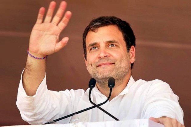 राहुल गांधी ने पीएम मोदी पर साधा निशाना, कहा- अहंकार ने जवान को किसान के खिलाफ खड़ा कर दिया