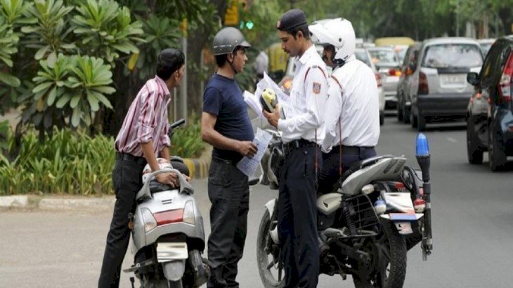 यूपी में अब 10 हजार पुलिसकर्मी संभालेंगे यातायात व्यवस्था