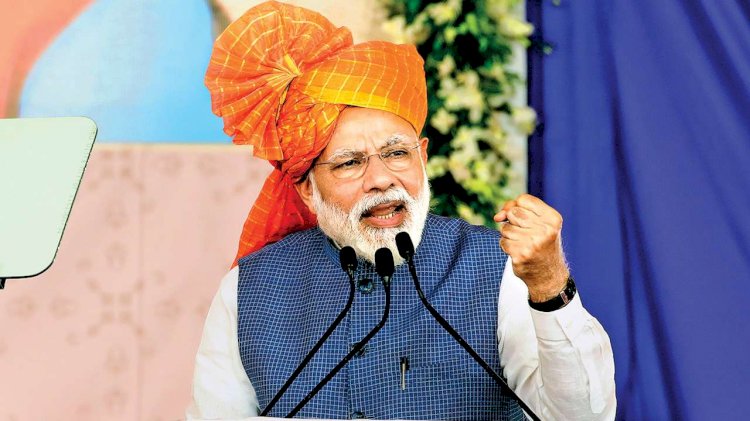  पश्चिम बंगाल में जमकर बरसे पीएम नरेंद्र मोदी, जानिए क्या क्या कही खास बातें