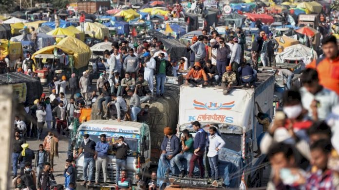 किसान आंदोलन को लेकर हुआ बड़ा फैसला, लाल किले पर नहीं सिर्फ दिल्ली बॉर्डर पर ट्रैक्टर रैली निकालेंगे किसान