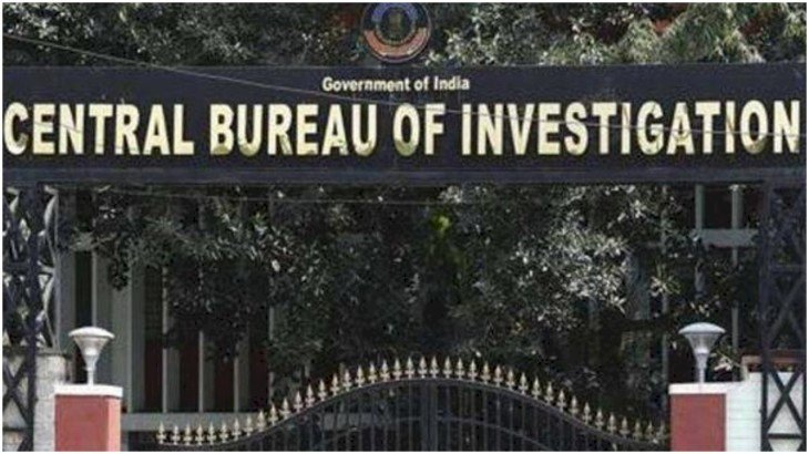 CBI अधिकारी पर ही भ्रष्टाचार के आरोप, दिल्ली, गाजियाबाद और नोएडा में सीबीआई की छापेमारी