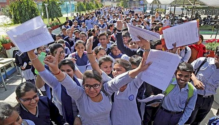 CBSE Board 10th Result 2021 : सीबीएसई बोर्ड 10वीं का रिजल्ट जारी, 99.04% पास, यहां देखें Result