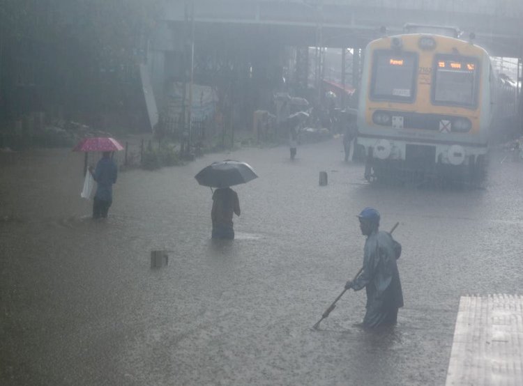 IMD Alert : बंगाल की खाड़ी में डिप्रेशन, इन राज्यों में तीन दिन भारी बारिश, जानिए पूरा update