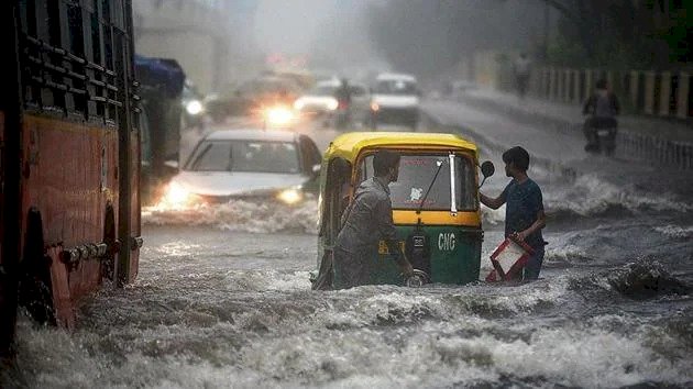 Delhi Rain Update : दिल्ली में सितंबर की बारिश तोड़ने को है 121 सालों का रिकार्ड, जानिए कितनी हुई बारिश